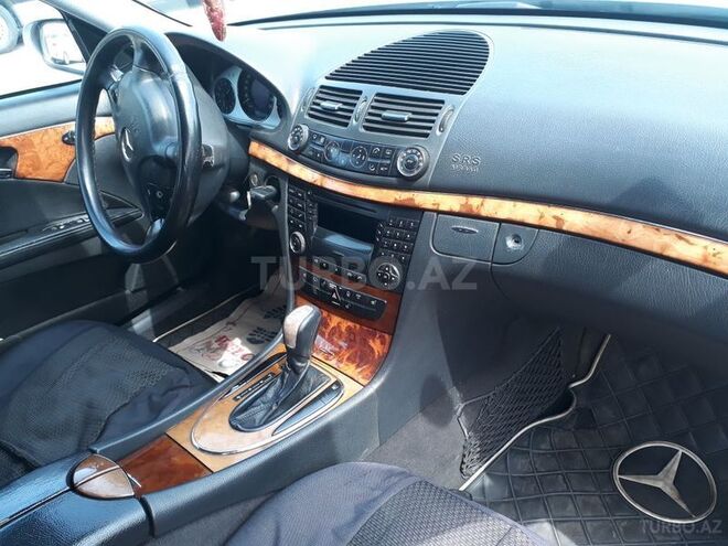 Mercedes E 220 2003, 340,000 km - 2.2 l - Bakı