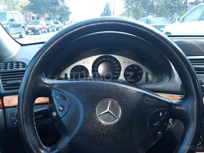 Mercedes E 220 2003, 340,000 km - 2.2 l - Bakı