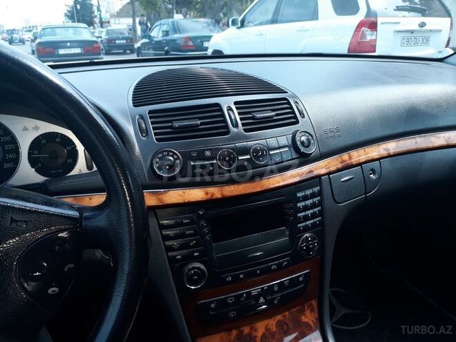 Mercedes E 220 2003, 340,000 km - 2.2 l - Bakı