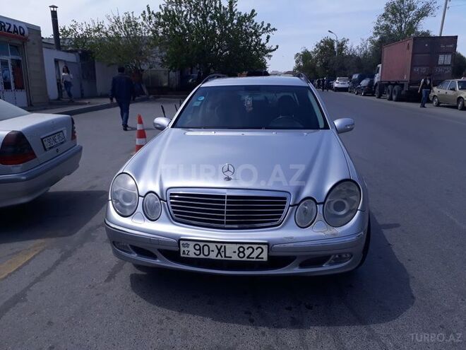 Mercedes E 220 2003, 340,000 km - 2.2 l - Bakı