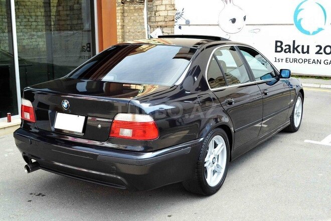 BMW 528 2001, 263,000 km - 2.8 l - Bakı