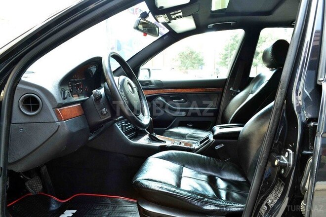 BMW 528 2001, 263,000 km - 2.8 l - Bakı