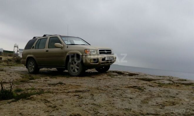 Nissan Pathfinder 2001, 170,000 km - 3.5 l - Bakı