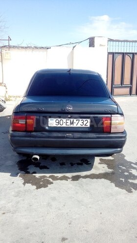 Opel Vectra 1995, 390,000 km - 2.0 l - Bakı