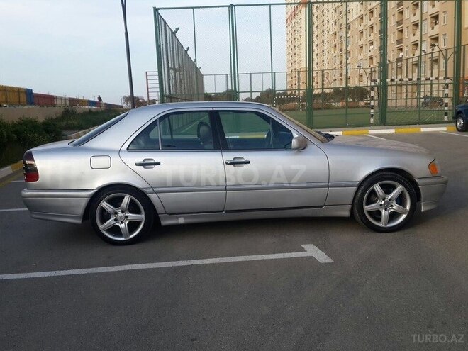 Mercedes C 220 1994, 430,000 km - 2.2 l - Bakı