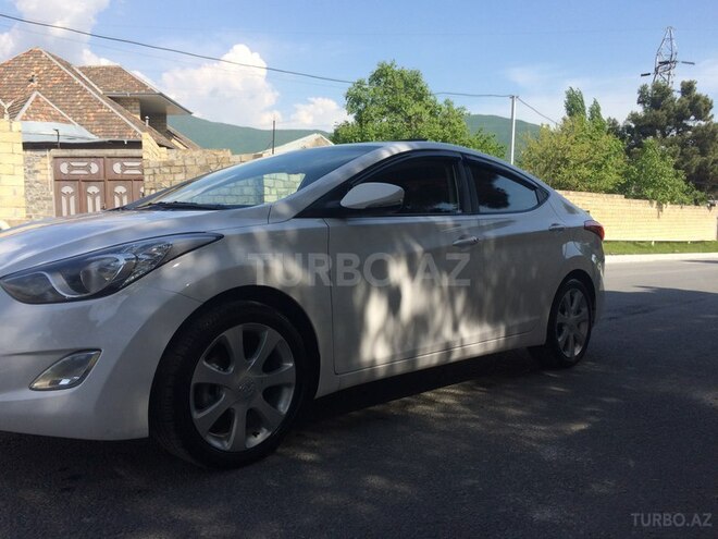 Hyundai Elantra 2012, 86,000 km - 1.8 l - Şəki