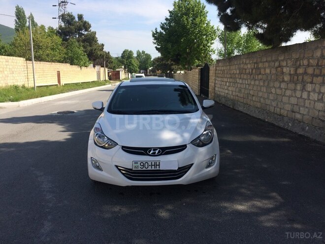Hyundai Elantra 2012, 86,000 km - 1.8 l - Şəki