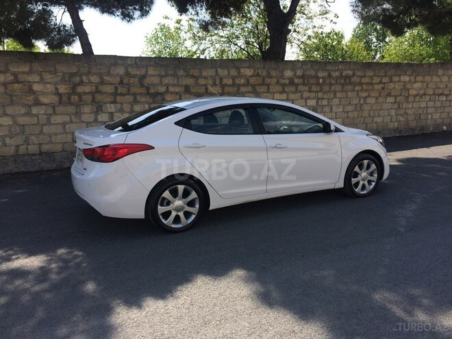 Hyundai Elantra 2012, 86,000 km - 1.8 l - Şəki