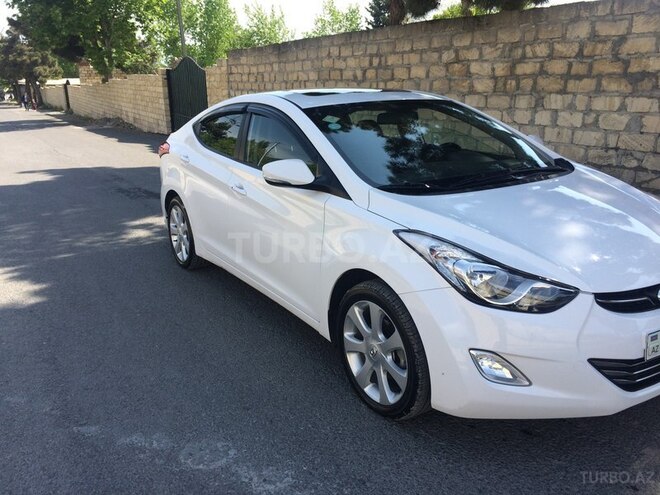 Hyundai Elantra 2012, 86,000 km - 1.8 l - Şəki