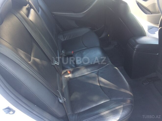 Hyundai Elantra 2012, 86,000 km - 1.8 l - Şəki