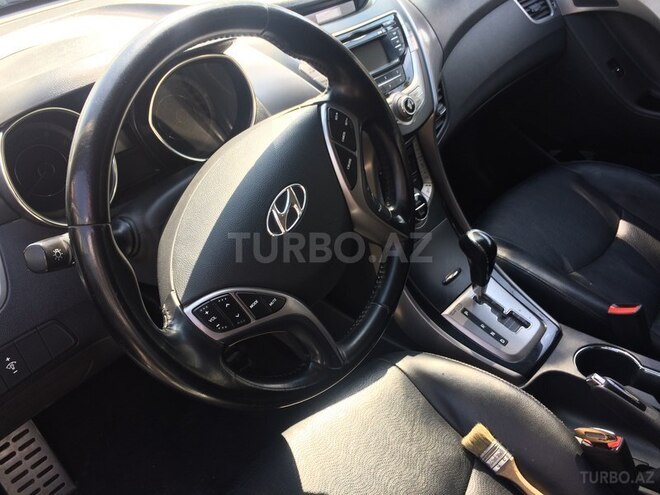 Hyundai Elantra 2012, 86,000 km - 1.8 l - Şəki