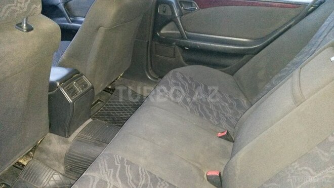 Mercedes E 200 1997, 420,000 km - 2.0 l - Gəncə