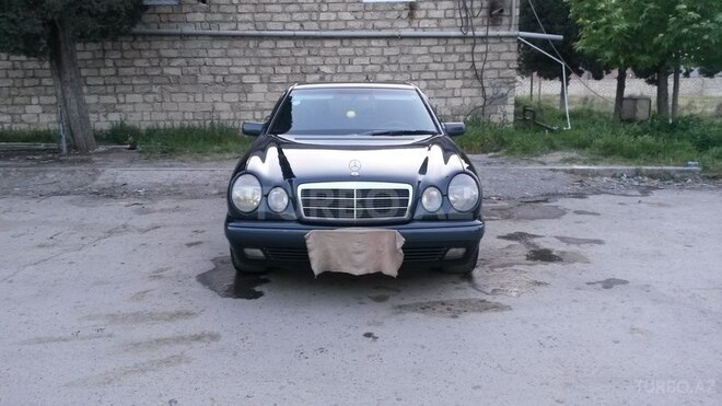 Mercedes E 200 1997, 420,000 km - 2.0 l - Gəncə