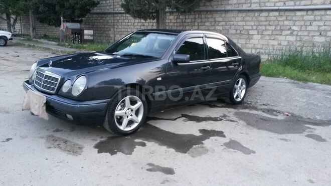 Mercedes E 200 1997, 420,000 km - 2.0 l - Gəncə