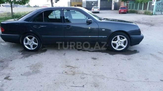 Mercedes E 200 1997, 420,000 km - 2.0 l - Gəncə