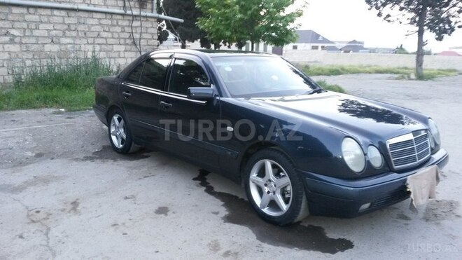 Mercedes E 200 1997, 420,000 km - 2.0 l - Gəncə