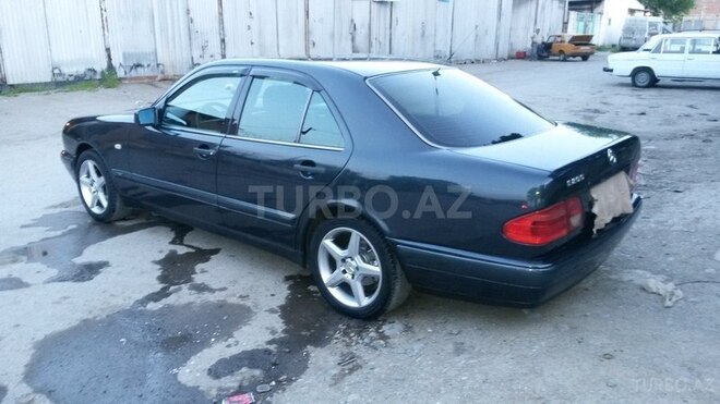 Mercedes E 200 1997, 420,000 km - 2.0 l - Gəncə