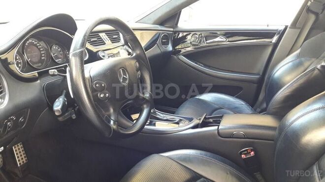 Mercedes CLS 63 AMG 2007, 129,000 km - 6.3 l - Bakı