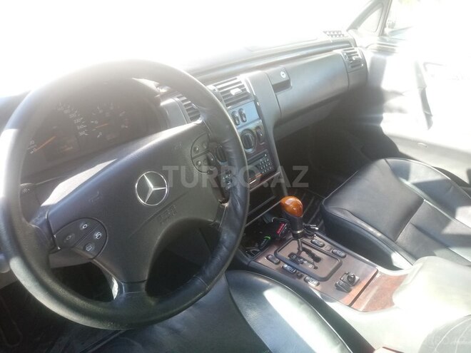 Mercedes E 220 2001, 225,000 km - 2.2 l - Sumqayıt