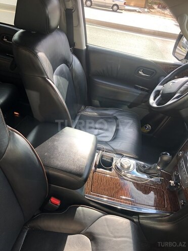 Nissan Patrol 2011, 252,370 km - 6.0 l - Bakı
