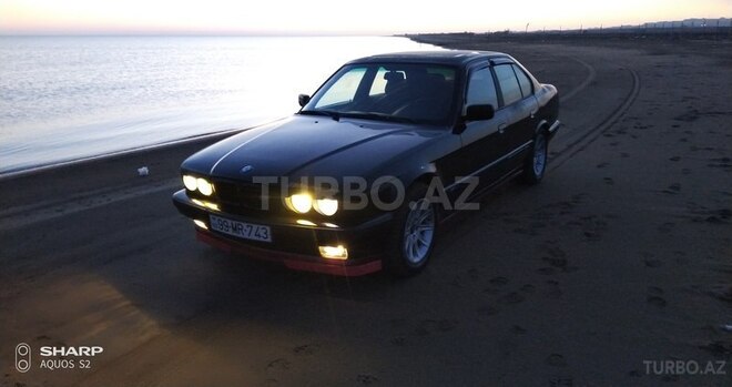 BMW 520 1993, 429,000 km - 2.0 l - Bakı