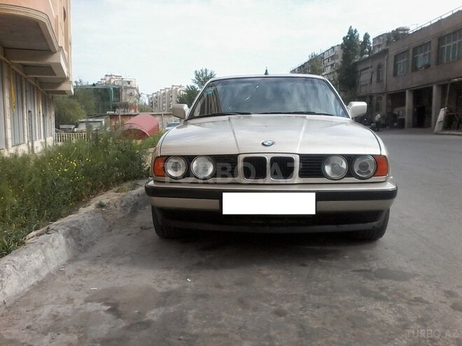 BMW 520 1989, 230,000 km - 2.0 l - Bakı