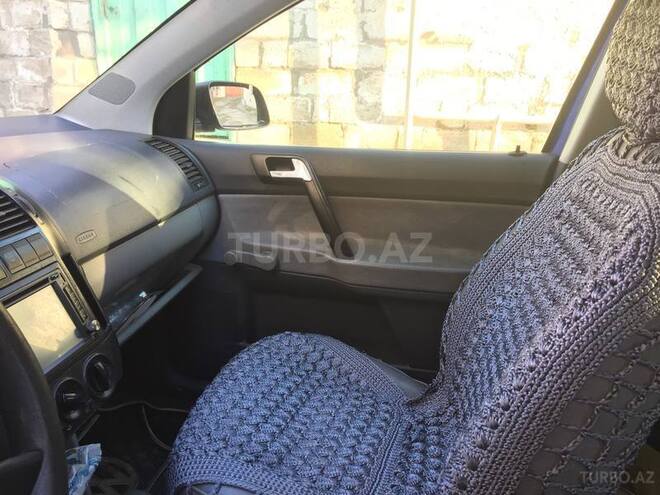 Volkswagen Polo 2003, 300,000 km - 1.4 l - Bakı