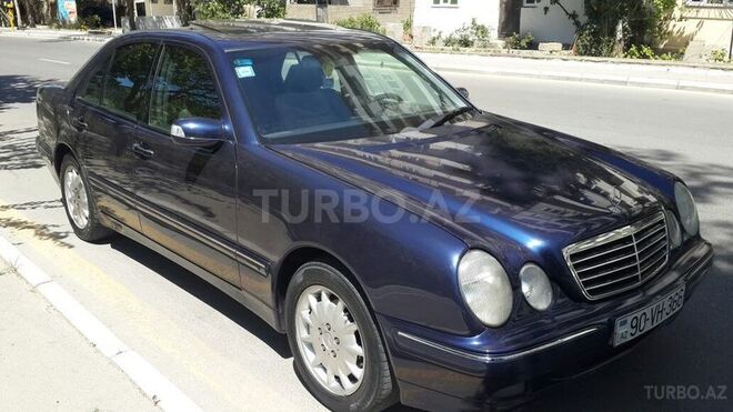 Mercedes E 240 2000, 201,000 km - 2.6 l - Bakı