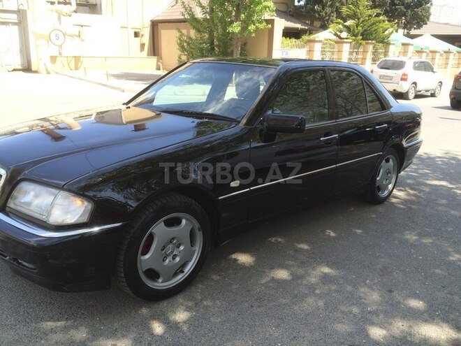 Mercedes C 230 1999, 187,000 km - 2.3 l - Bakı