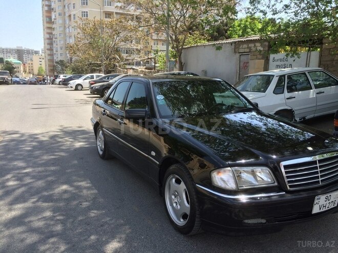Mercedes C 230 1999, 187,000 km - 2.3 l - Bakı