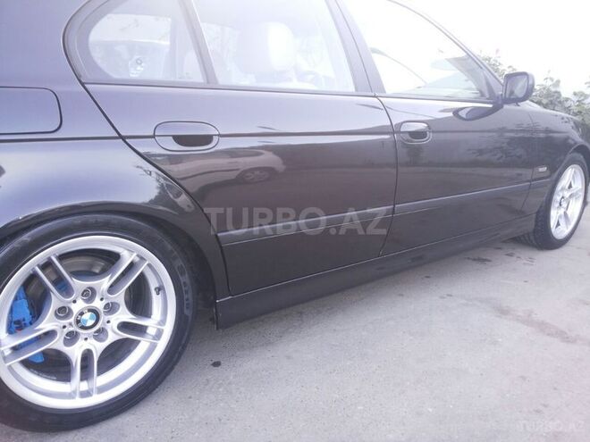 BMW 530 2001, 141,000 km - 3.0 l - Bakı