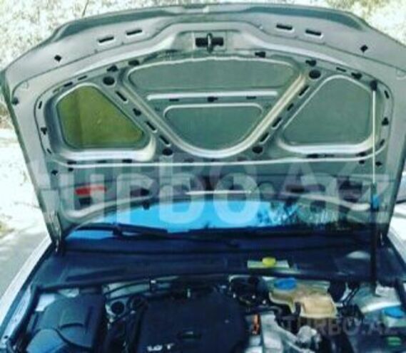 Volkswagen Passat 2003, 177,000 km - 1.8 л - Sumqayıt