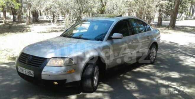 Volkswagen Passat 2003, 177,000 km - 1.8 л - Sumqayıt