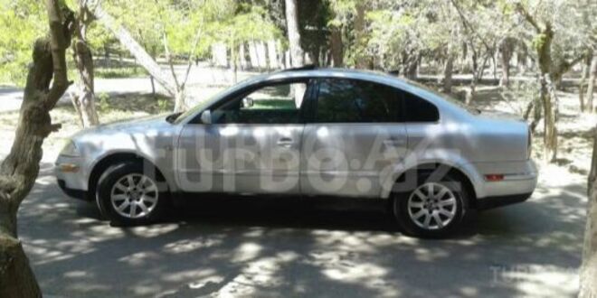Volkswagen Passat 2003, 177,000 km - 1.8 л - Sumqayıt