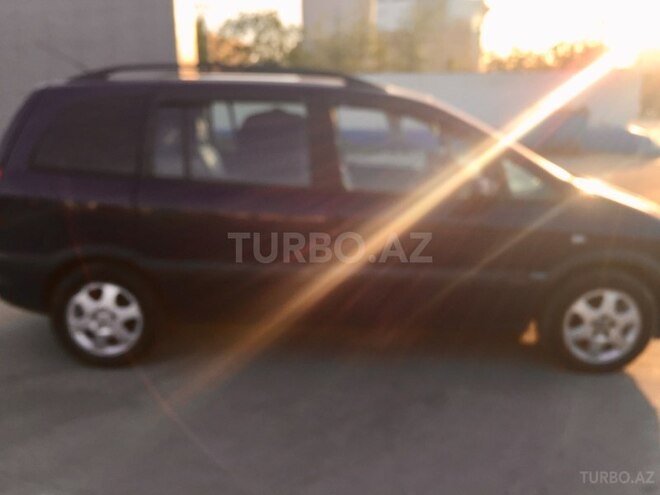 Opel Zafira 2001, 237,000 km - 2.2 л - Sumqayıt