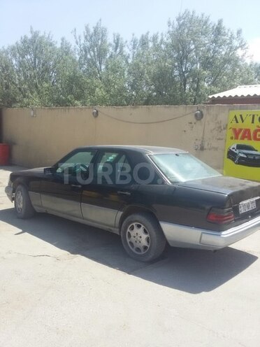 Mercedes  1993, 348 km - 0.2 l - Bakı