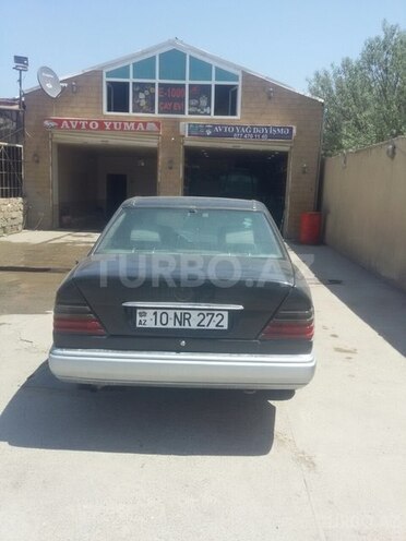 Mercedes  1993, 348 km - 0.2 l - Bakı