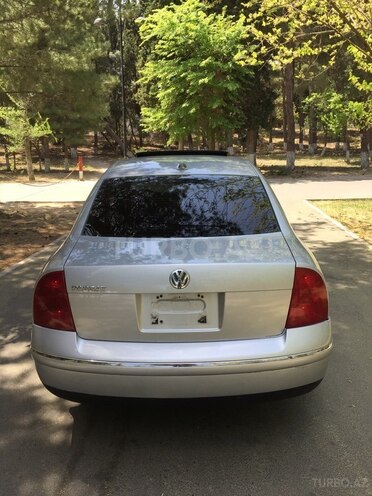 Volkswagen Passat 2003, 177,000 km - 1.8 л - Sumqayıt