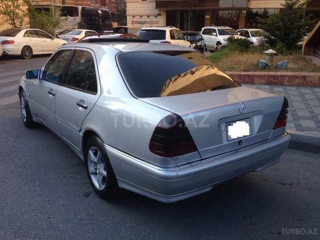 Mercedes C 240 1998, 238,000 km - 2.4 l - Bakı