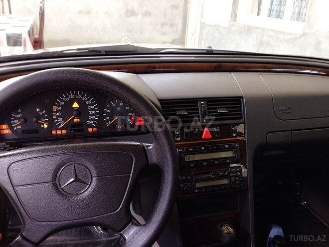 Mercedes C 240 1997, 209,000 km - 2.4 l - Şəmkir