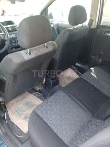 Opel Astra 2000, 438,000 km - 0.2 l - Salyan