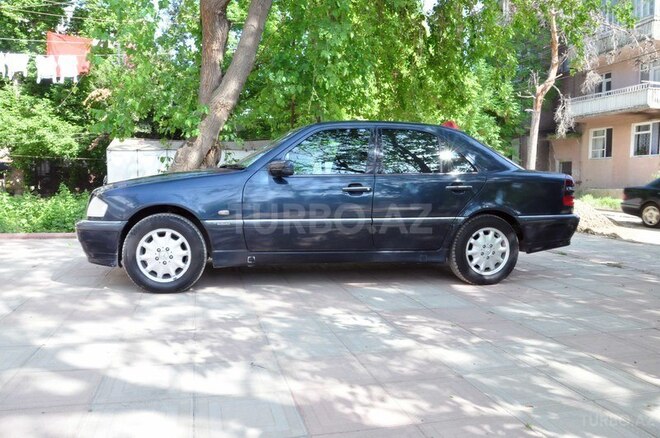 Mercedes C 180 1999, 220,000 km - 1.8 l - Şirvan