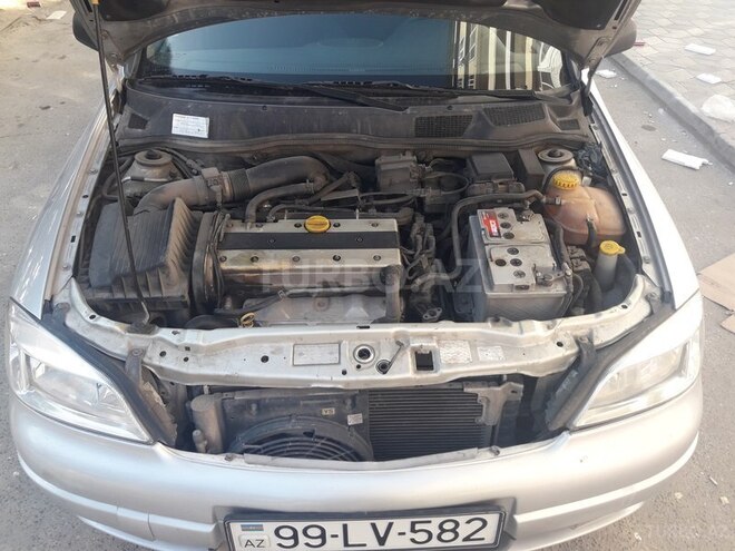 Opel Astra 1998, 325,000 km - 2.0 л - Bakı