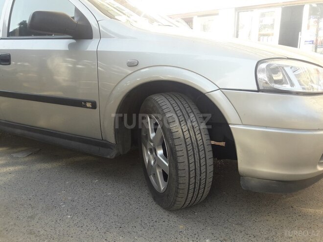 Opel Astra 1998, 325,000 km - 2.0 л - Bakı