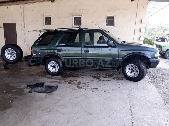 Opel Frontera 1992, 350,000 km - 2.3 l - Bərdə