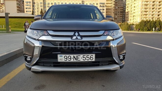 Mitsubishi Outlander 2017, 5,000 km - 2.4 л - Bakı