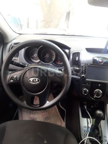 Kia Cerato 2010, 185,100 km - 2.0 l - Bakı