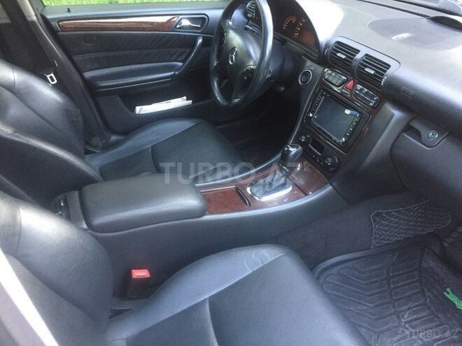 Mercedes C 240 2000, 235,000 km - 2.6 l - Bakı