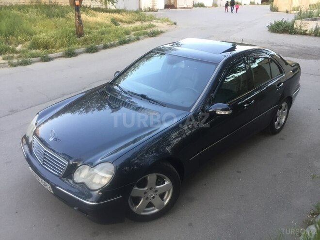 Mercedes C 240 2000, 235,000 km - 2.6 l - Bakı