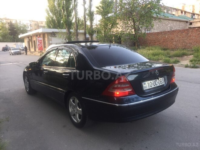 Mercedes C 240 2000, 235,000 km - 2.6 l - Bakı